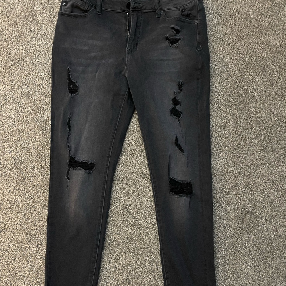 KanCan skinny jeans, black size 29 high rise .. never worn